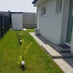 Apartmanovy Dom - Zahorie בית נופש