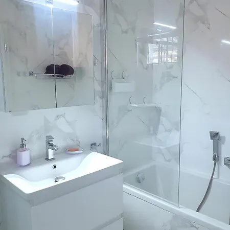 Dovolenkový dom Apartmanovy Dom - Zahorie Plavecky Stvrtok